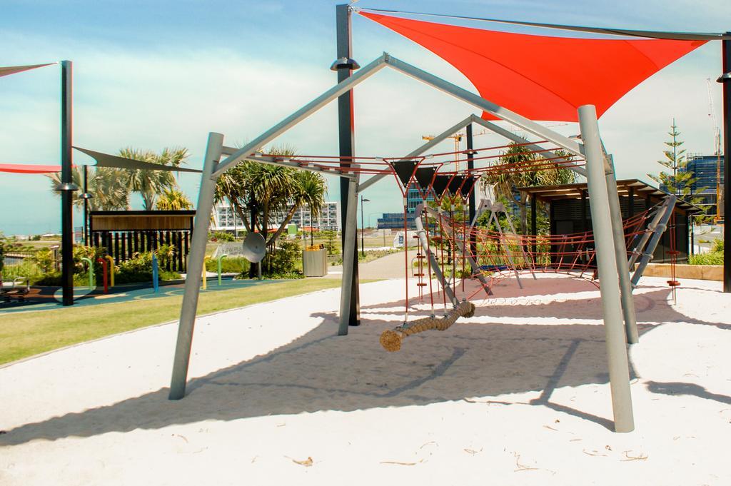 Mercure Sunshine Coast Kawana Waters Buitenkant foto