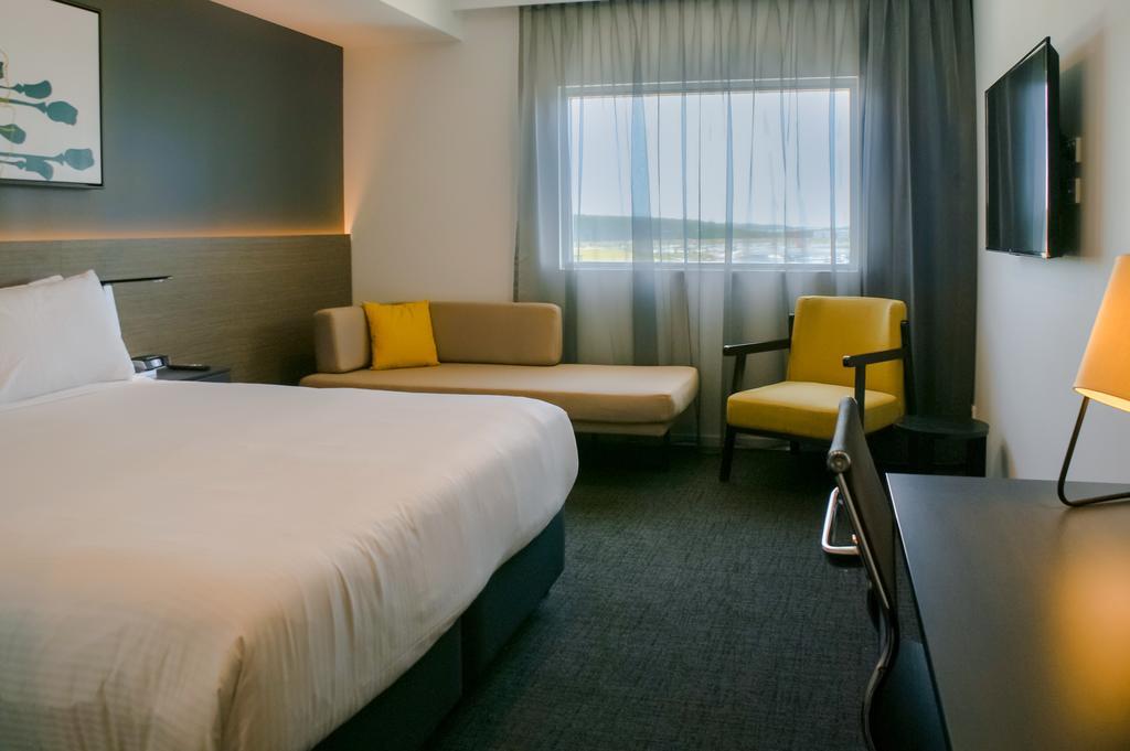 Mercure Sunshine Coast Kawana Waters Buitenkant foto